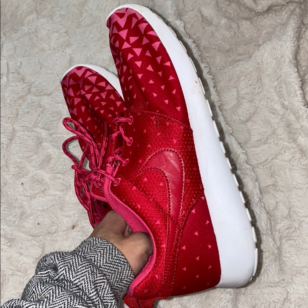 Nike roshe runs